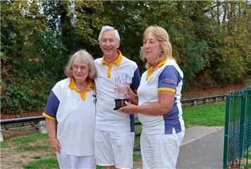 Trophy doubles for Nicola and Graham